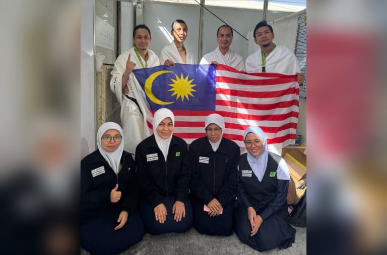 Dr.Fatimah cipta sejarah, wanita OKU pertama Malaysia sertai misi perubatan haji