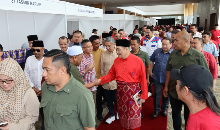 Hajiji hadir Majlis Jamuan Makan Tengah Hari Gagasan Rakyat 