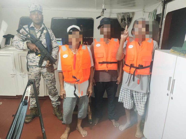 Maritim Malaysia tahan bot kargo sarat muatan buah sawit