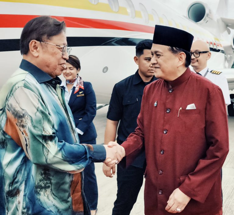Premier Sarawak hadiri Persidangan Kepimpinan Belia Antarabangsa RISEAP di Sabah