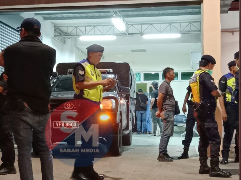 Jenazah Zara Qairina  tiba di Jabatan Forensik HQE 1 untuk bedah siasat esok