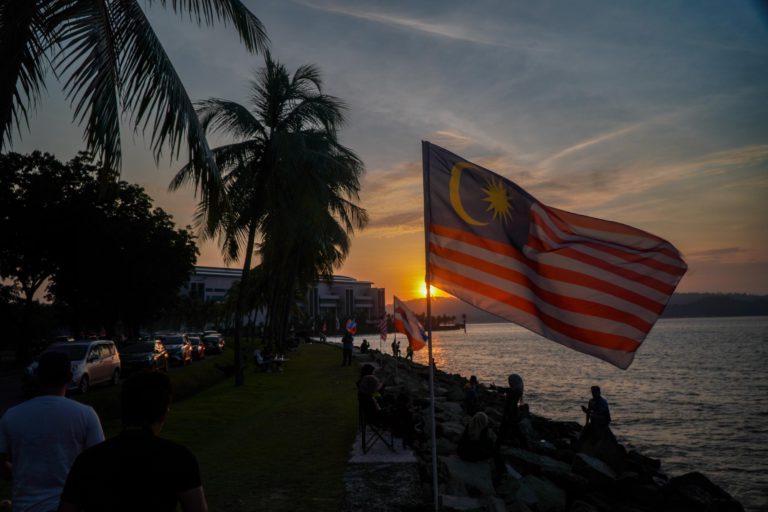 Kerajaan Wajar Semak Kadar Pendapatan Garis Kemiskinan