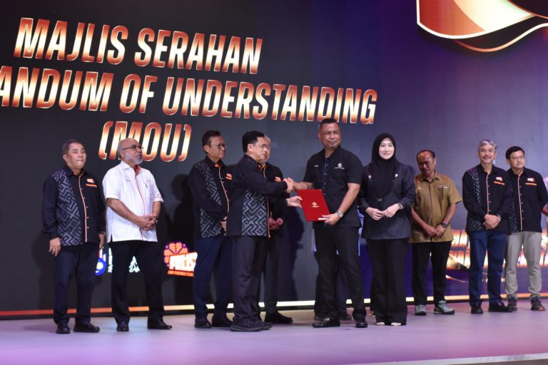 SF dan KPF Jalinkan Kerjasama Strategik Pacu Transformasi Teknologi Hijau dalam Sektor Perladangan