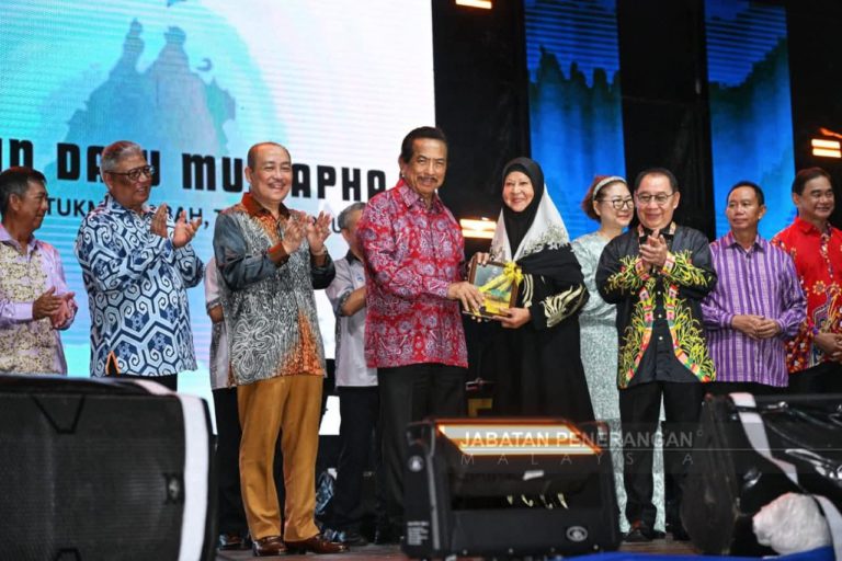 Tiga tokoh kemerdekaan Sabah diberi penghargaan sempena Hari Sabah 2025