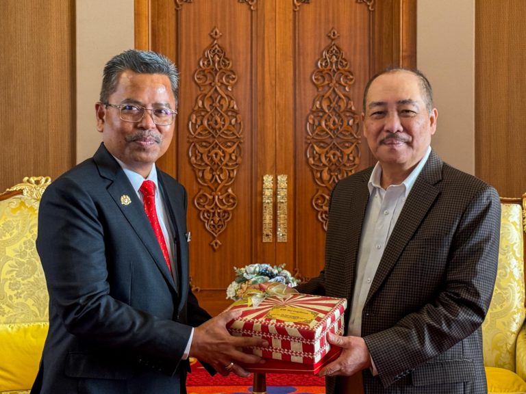 Ketua Menteri terima kunjungan hormat Setiausaha Persekutuan Sabah baharu