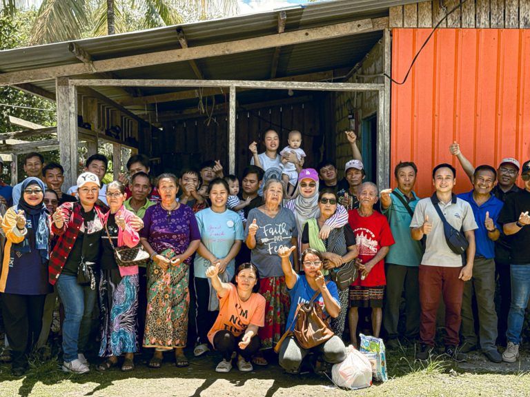 30 keluarga kurang berkemampuan terima sumbangan Ziarah Kasih