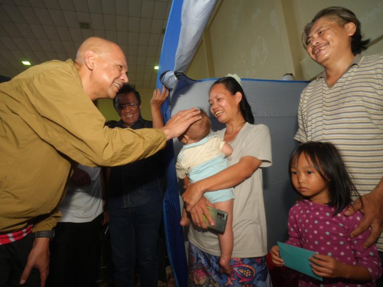 215 mangsa banjir dan tanah runtuh dipindahkan ke tiga PPS di Papar