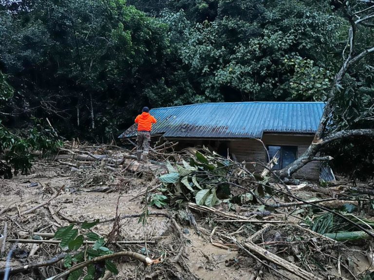 Lelaki warga emas hilang tertimbus runtuhan tanah di Penampang