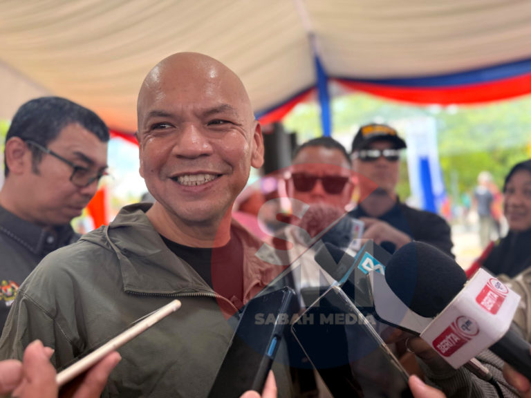 Subsidi Petrol RON95: Syarikat pengangkutan darat awam dan barangan diminta mohon mulai 15 September ini