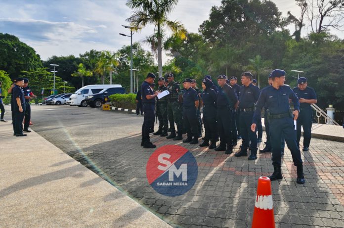 Picsart_25-09-03_07-44-22-080