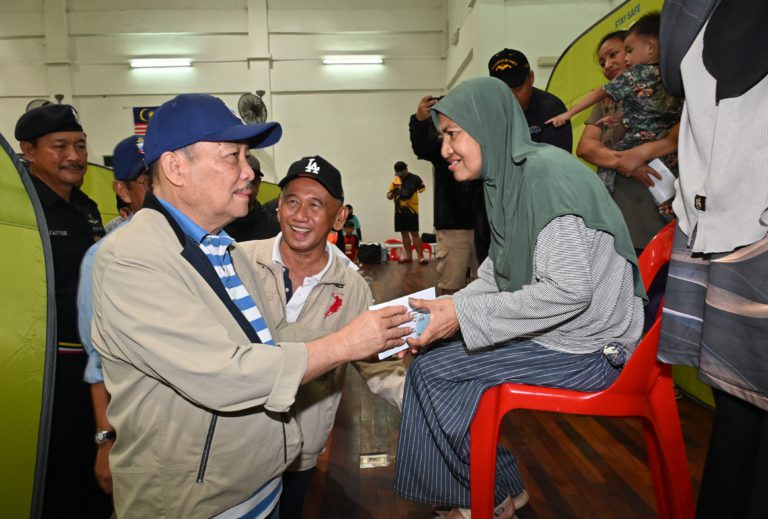 Kerajaan Negeri salur Bantuan Wang Ihsan kepada mangsa bencana