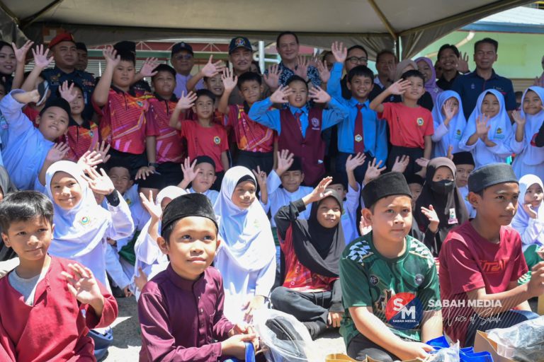 Bantuan RM260,000 untuk SAN Pekan Tambunan yang terbakar 