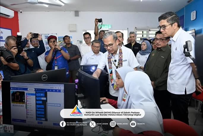 Malaysia bakal wajibkan platform media sosial laksana had umur pengguna – Fahmi