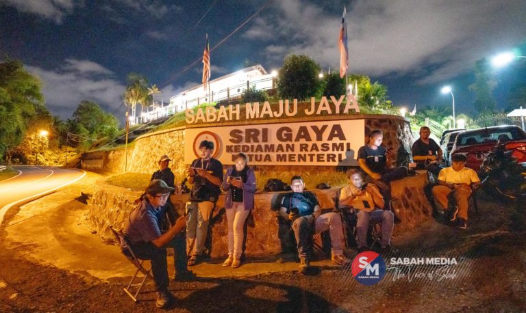 Presiden-presiden parti komponen GRS adakan mesyuarat khas malam ini