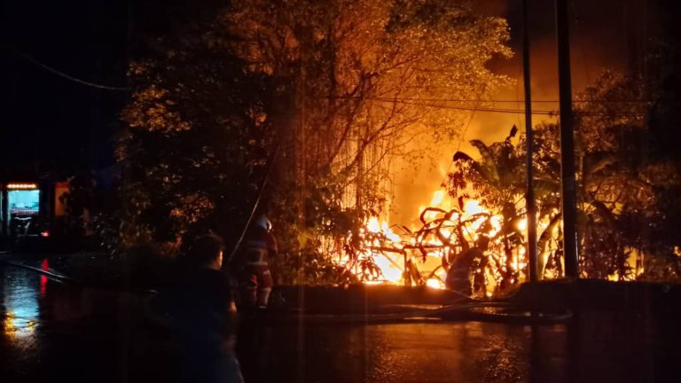 Kebakaran musnahkan rumah dan bengkel di Sandakan