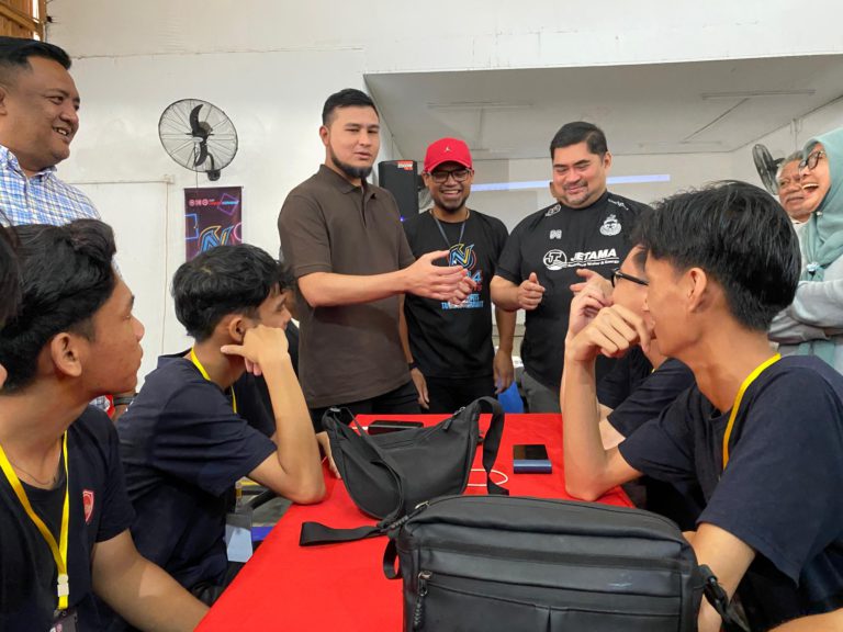 Shahelmey galak belia Putatan ceburi e-Sport, lonjak industri digital