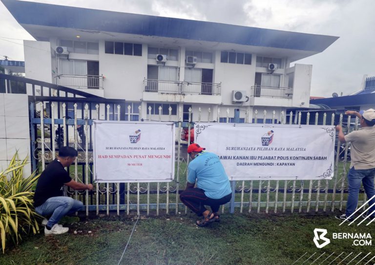 24,426 tentera, polis dan pasangan mengundi awal hari ini.