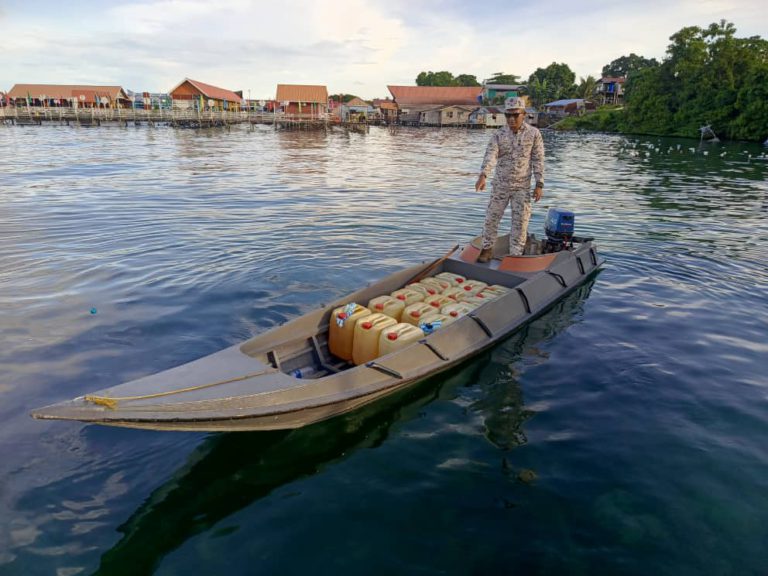 Cubaan seludup petrol gagal di perairan Semporna