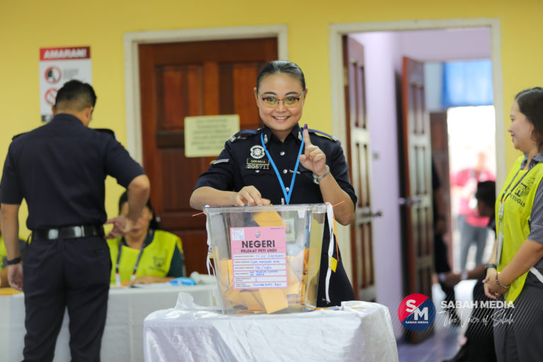 Proses undi awal lancar di Dewan MES Pegawai Kanan IPK Kepayan