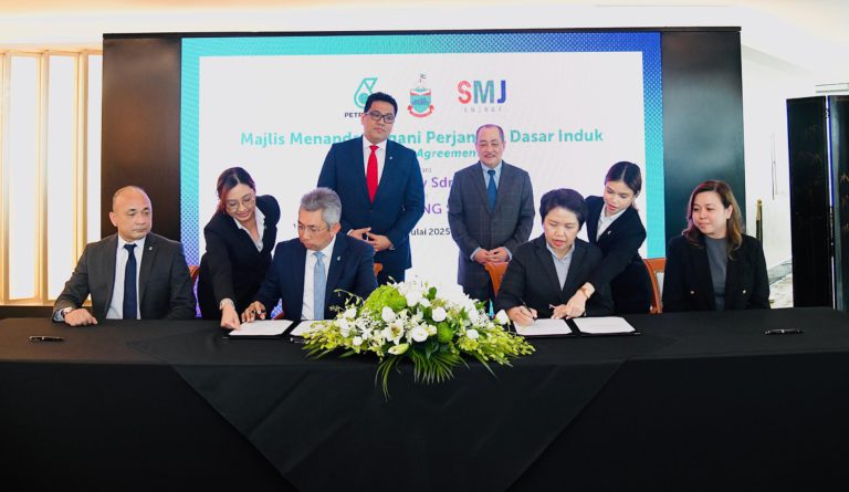 Sabah formalisasi perolehan 25 peratus pegangan dalam PETRONAS PFLNG 3