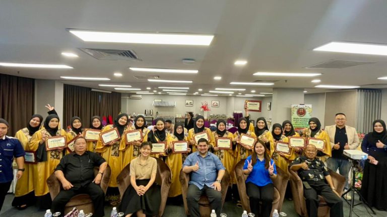 Shahelmey seru komuniti wanita Putatan giat dalam bidang keusahawanan