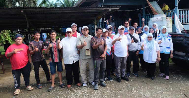 Juhari perkukuh hubungan dengan penduduk Kampung Tidung