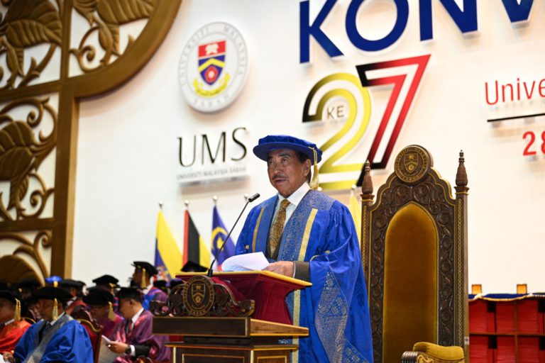 Tun Musa hargai peranan UMS perkasa penyelidikan dan pembangunan Borneo