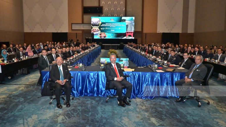 Perkhidmatan awam Sabah perlu kekal efisien dan responsif – Razali