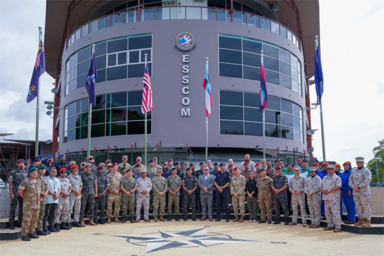 Latihan ESSCOM-AS tingkat tahap kesiapsiagaan anggota hadapi bencana dan misi kemanusiaan