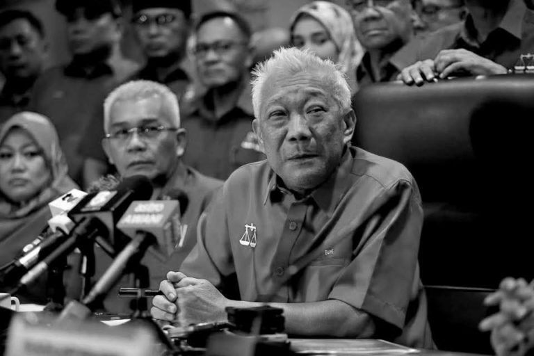 Bung Moktar meninggal dunia