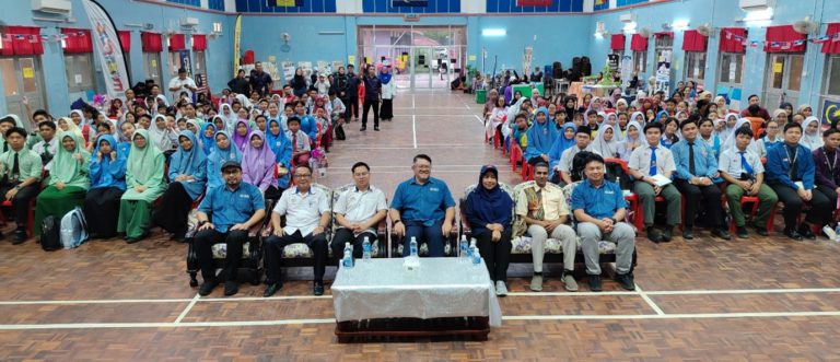 UMS teruskan komitmen dekatkan ilmu kepada masyarakat