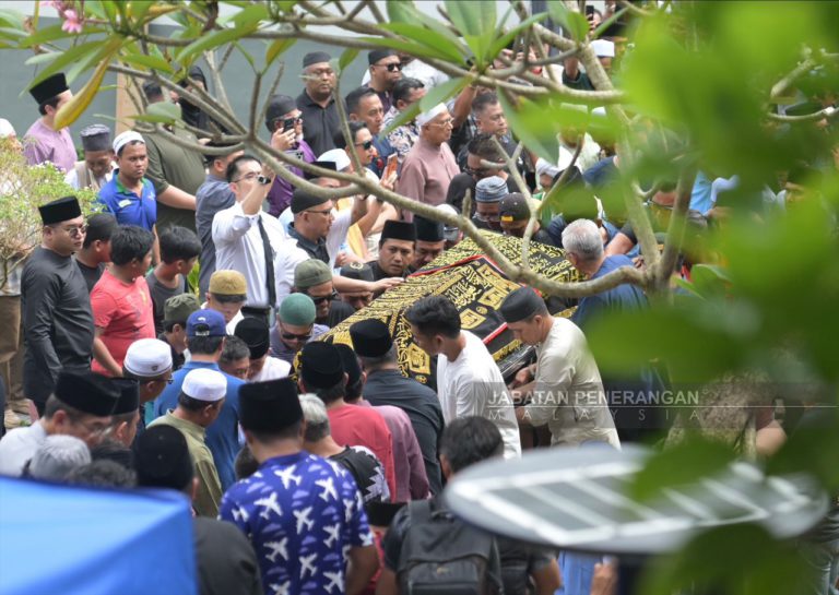 Jenazah Bung Moktar selamat dikebumikan