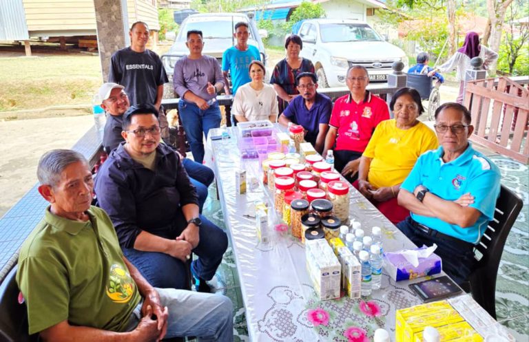 Matbali santuni masyarakat pedalaman Sipitang sempena Krismas