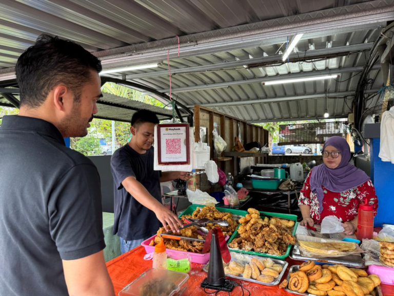 Pantau isu setempat, Shah Alfie seru penduduk jadi ‘mata dan telinga’ kerajaan