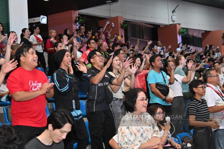 Sambutan perayaan di Sabah: Harmoni dalam kepelbagaian