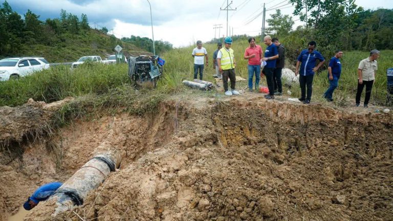 Penyambungan silang paip atasi gangguan air Kinarut, Kawang