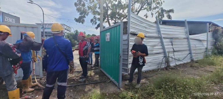 DBKK roboh struktur bangunan tambahan tidak sah