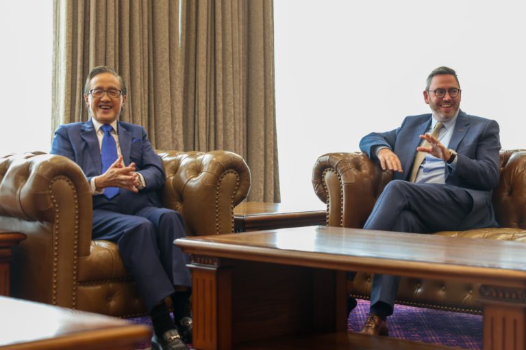 Masidi terima kunjungan hormat delegasi syarikat tenaga multinasional dari Amerika Syarikat