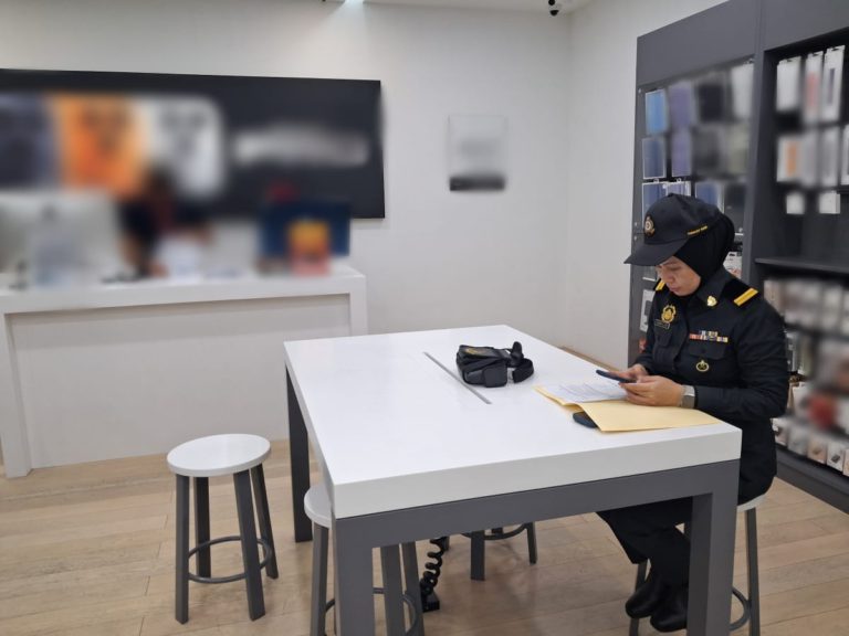 Pengusaha kedai serbaneka dikompaun,  gagal patuhi peraturan jualan murah