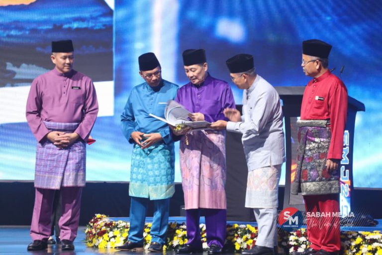 Pembangunan modal insan, infrastruktur dan Ekonomi Biru teras SMJ 2.0