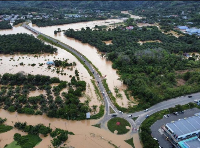 Tenom paling terjejas, lebih 6,900 mangsa banjir dipindahkan di Sabah