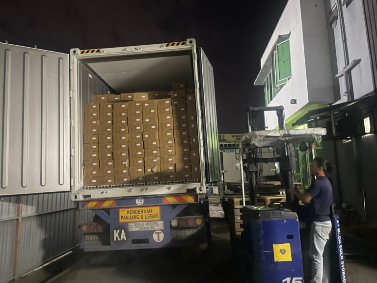 Rampasan 27,000 kg ayam sejuk beku tanpa permit bernilai RM268,410