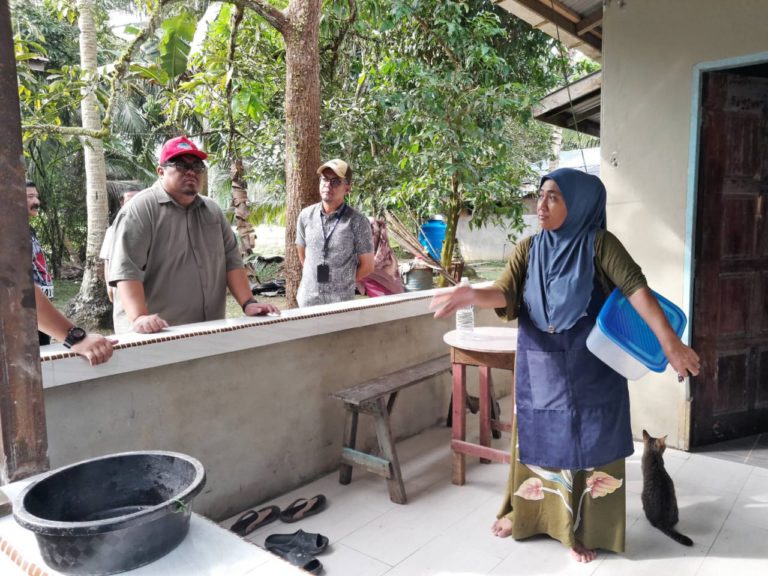 ADUN Sungai Manila turun padang tinjau lokasi banjir di Sandakan
