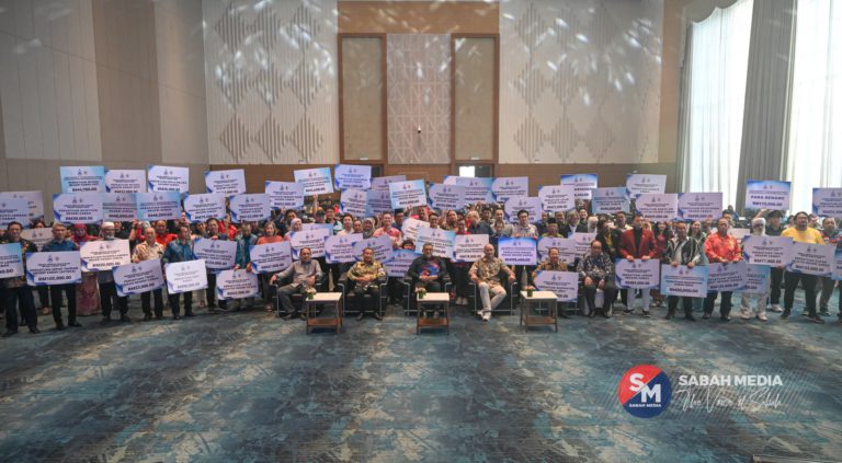Kerajaan Sabah salur RM3.1 juta geran tahunan, perkasa 51 persatuan sukan