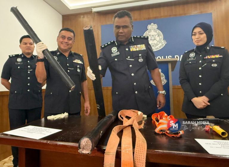 Pemanduan agresif hampir rempuh sekatan polis, dua suspek curi kabel ditahan