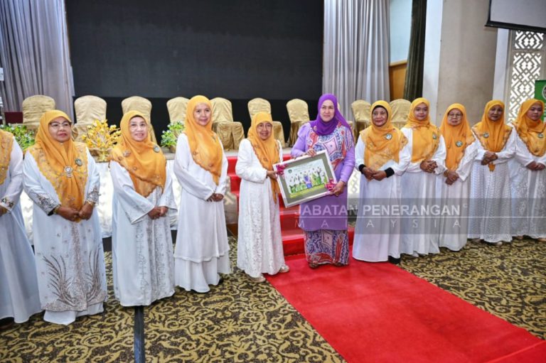 PERTIWISA santuni 100 ibu tunggal, asnaf sempena Ramadan