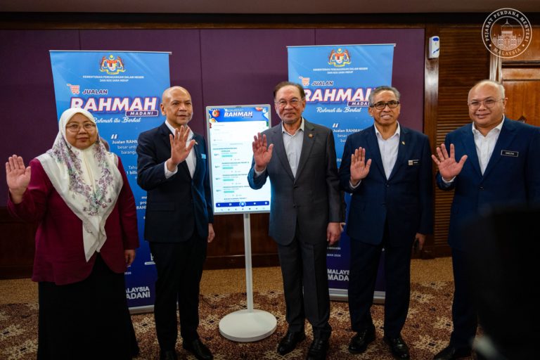 Kerajaan Awalkan STR, Perluas FLYsiswa Bantu Rakyat Buat Persiapan Aidilfitri – PM Anwar