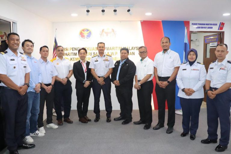 Ancaman pelantar minyak jadi fokus perbincangan APMM, PETRONAS