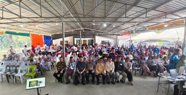 Rumah terbuka Hari Raya perkukuh perpaduan dan nilai kekeluargaan – Joachim