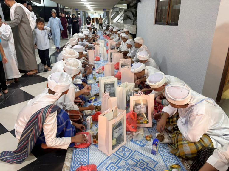 Program Jalinan Kasih dan Ihya Ramadan JPKN santuni 100 pelajar tahfiz